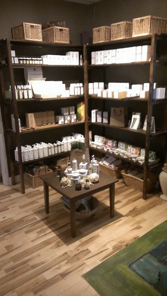 Éminence products